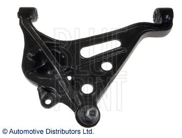 Braço oscilante inferior esquerdo de suspensão dianteira 4520267D01000 Suzuki