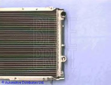 Radiador de esfriamento de motor Nissens 64084 preço, a partir de 295,95 USD