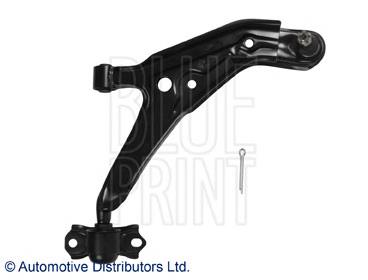 Braço oscilante inferior direito de suspensão dianteira 545009F500 Nissan/Infiniti