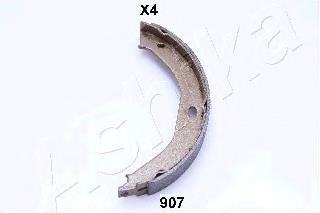 Sapatas do freio de estacionamento Chrysler 5011988AA preço, a partir de 27,31 USD
