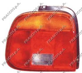22032021 Suzuki Lanterna traseira direita