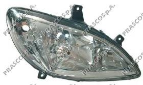 6398200261 Mercedes Luz direita