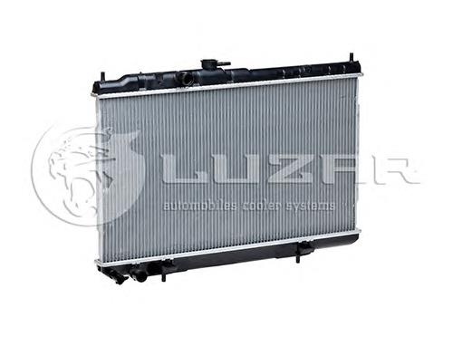 2140095F0C Nissan/Infiniti Radiador de esfriamento de motor