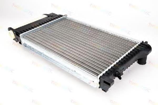 Radiador de esfriamento de motor BMW 17111712986 preço, a partir de 120,28 USD