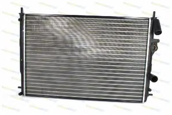 Radiador de esfriamento de motor 8200062690 Renault (RVI)