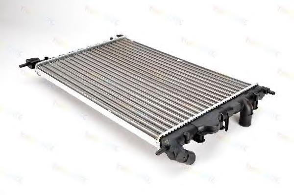 Radiador de esfriamento de motor 7700424035 Renault (RVI)