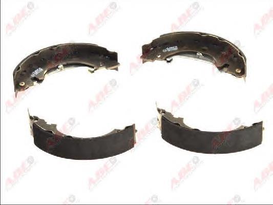 Sapatas do freio traseiras de tambor 8671020704 Renault (RVI)