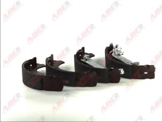 Compre C0F032ABE ABE Sapatas do freio traseiras de tambor