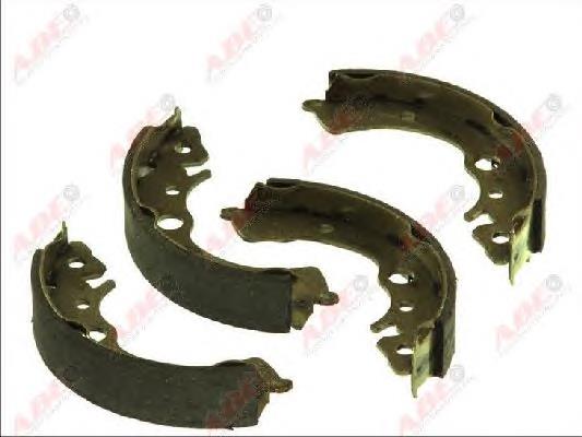 Sapatas do freio traseiras de tambor ABE C04003ABE preço, a partir de 24,72 USD