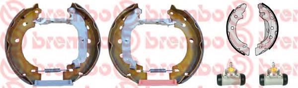 Sapatas do freio traseiras de tambor, montadas com cilindros, kit 8671016167 Renault (RVI)