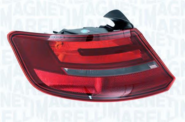 714081080801 Magneti Marelli Lanterna traseira direita externa
