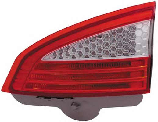 1486772 Ford Lanterna traseira esquerda interna