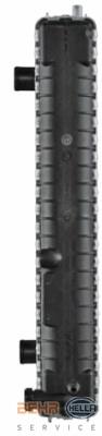 Radiador de esfriamento de motor 7703074125 Renault (RVI)
