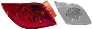 Lanterna traseira esquerda externa Mazda BP4K51180D