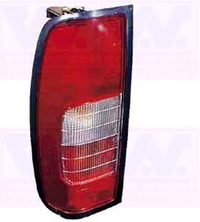 265553S225 Nissan/Infiniti Lanterna traseira esquerda