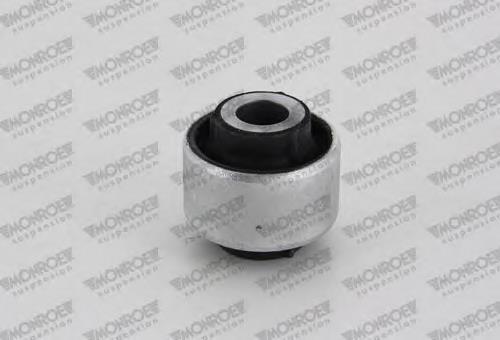 Bloco silencioso dianteiro do braço oscilante inferior Renault (RVI) 545600005R