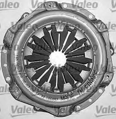 Compre 821340 VALEO Kit de embraiagem (3 peças)