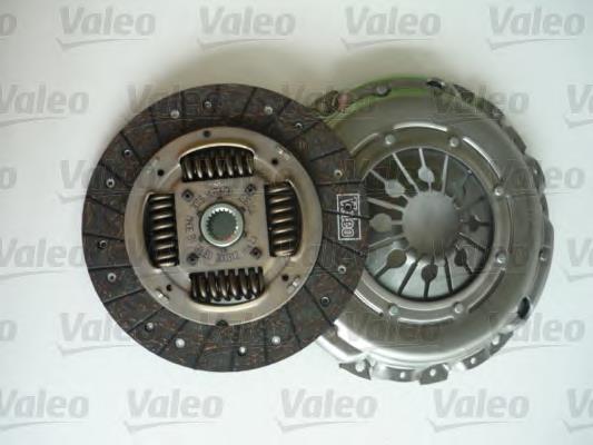Compre 826879 VALEO Kit de embraiagem (3 peças)