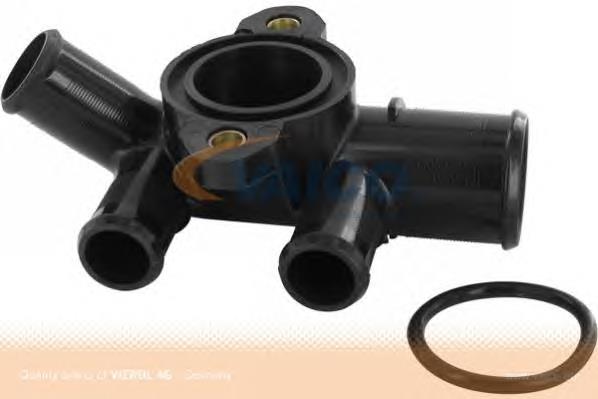 Flange do sistema de esfriamento (união em T) 1336G4 Peugeot/Citroen