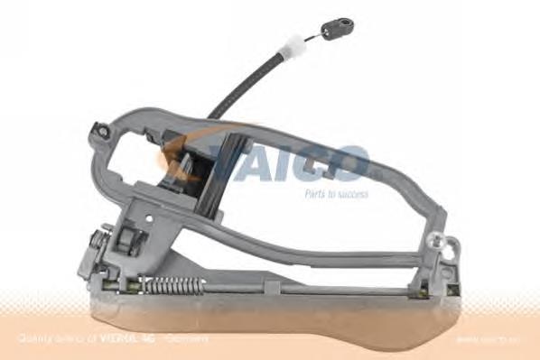 51218243635 BMW Suporte de maçaneta externa da porta traseira esquerda