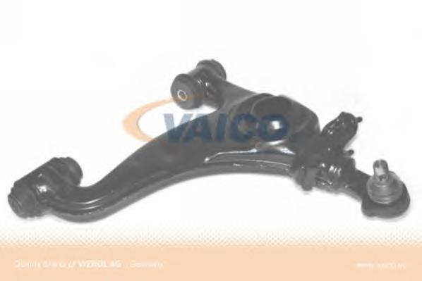 A2013303907 Mercedes Braço oscilante inferior direito de suspensão dianteira