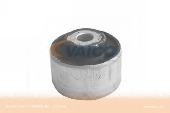 Bloco silencioso dianteiro do braço oscilante superior 8D0407515B VAG