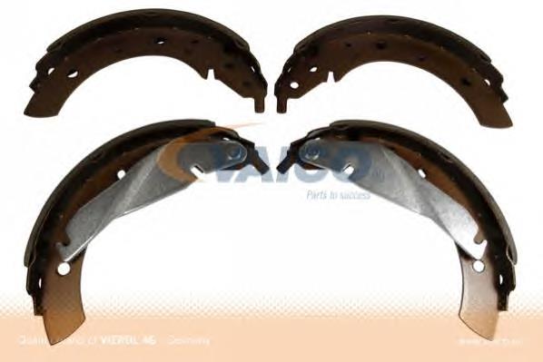 Sapatas do freio traseiras de tambor BMW 34411159467 preço, a partir de 30,74 USD