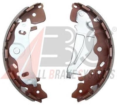 Sapatas do freio traseiras de tambor Hyundai/Kia 0K58A2638Z preço, a partir de 103,61 USD