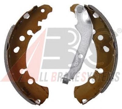 044950D090 Toyota Sapatas do freio traseiras de tambor