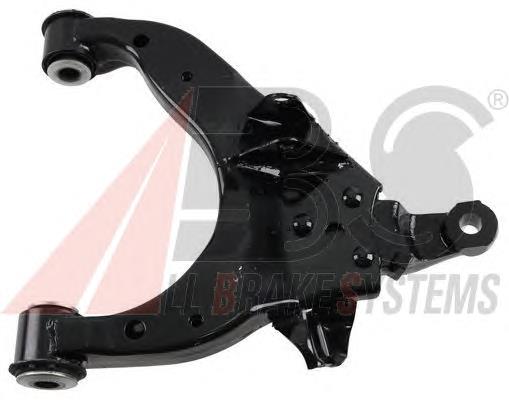 4806835081 Toyota Braço oscilante inferior direito de suspensão dianteira