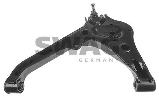 Braço oscilante inferior esquerdo de suspensão dianteira Suzuki 4520285C00