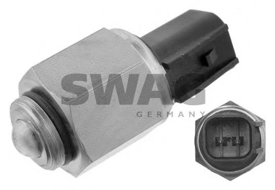 JC0117640A Mazda Sensor de ativação das luzes de marcha à ré