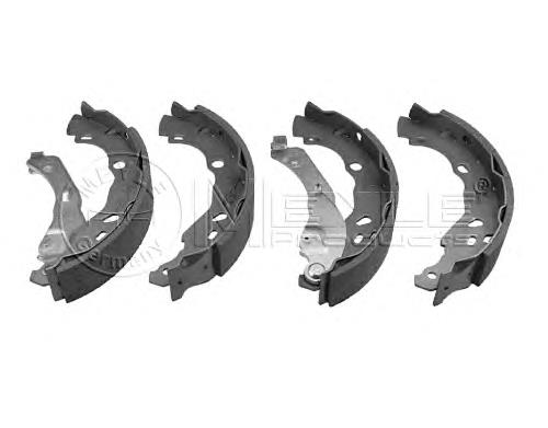 Compre FMK428 Ferodo Sapatas do freio traseiras de tambor