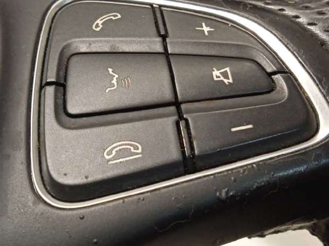 Volante 0004601803 MERCEDES