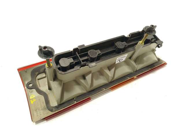 Lanterna traseira direita 1205701 FORD