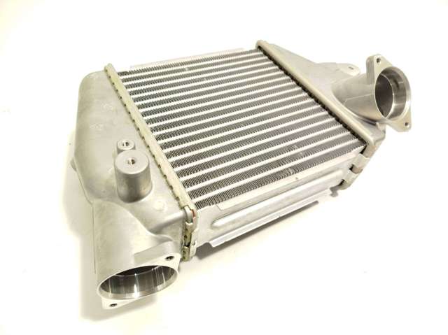 Radiador de intercooler Mazda 5 II CR ao melhor preço