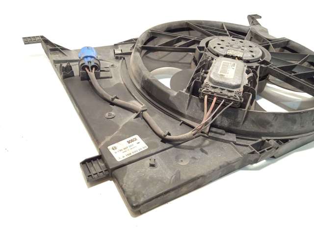 Motor de ventilador do sistema de esfriamento 130307008 MERCEDES