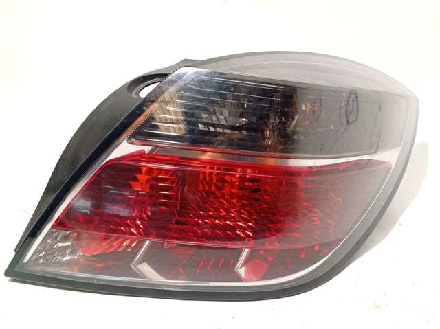 Lanterna traseira direita 13252444 OPEL