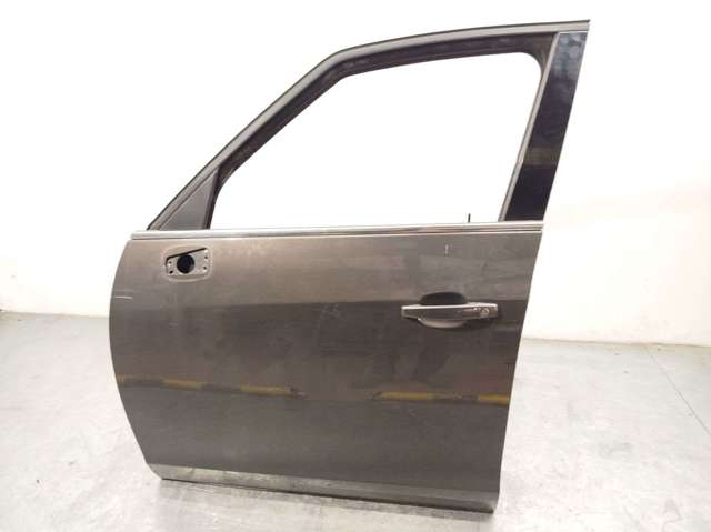 Porta dianteira esquerda 13355178 OPEL