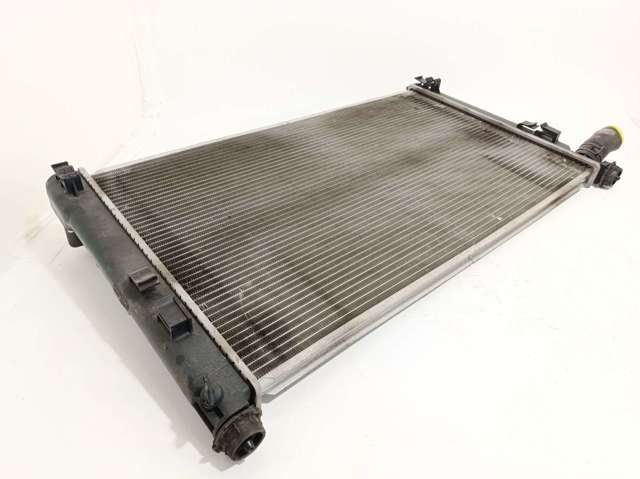 Radiador de esfriamento de motor 1350A050 MITSUBISHI