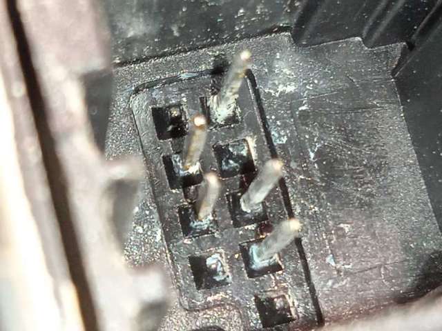 Fecho da porta dianteira esquerda Opel Astra   ao melhor preço