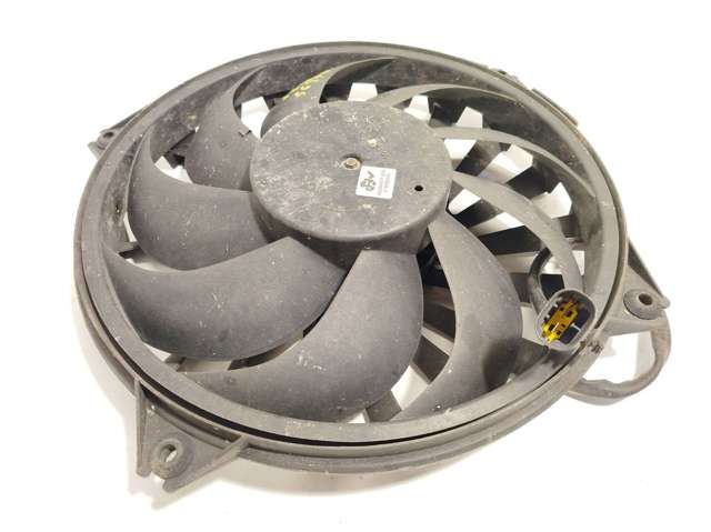 Ventilador elétrico de esfriamento montado (motor + roda de aletas) esquerdo 1400821280 PEUGEOT