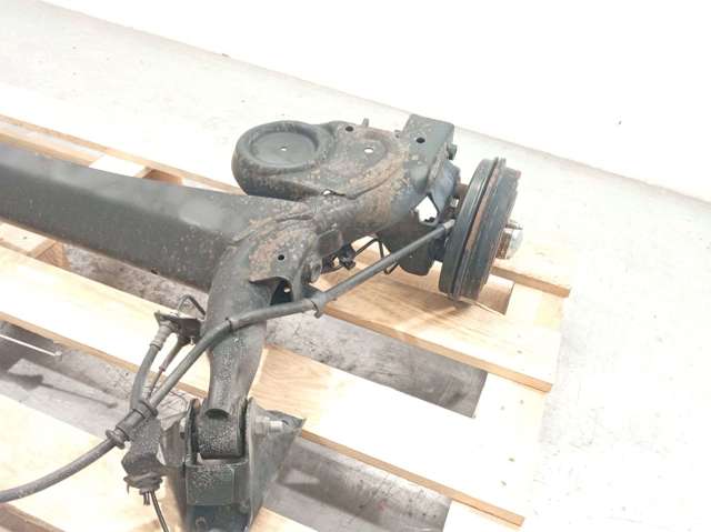 Viga de suspensão traseira (plataforma veicular) 1540260 FORD