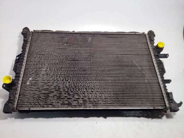 Radiador de esfriamento de motor 1563251 FORD