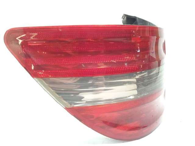 Lanterna traseira esquerda externa 1698202564 MERCEDES