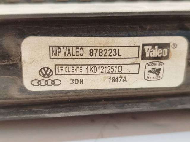 Radiador de esfriamento de motor 1K0121251Q VAG