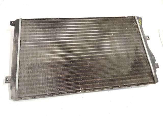 Radiador de esfriamento de motor 1K0121253AP VAG