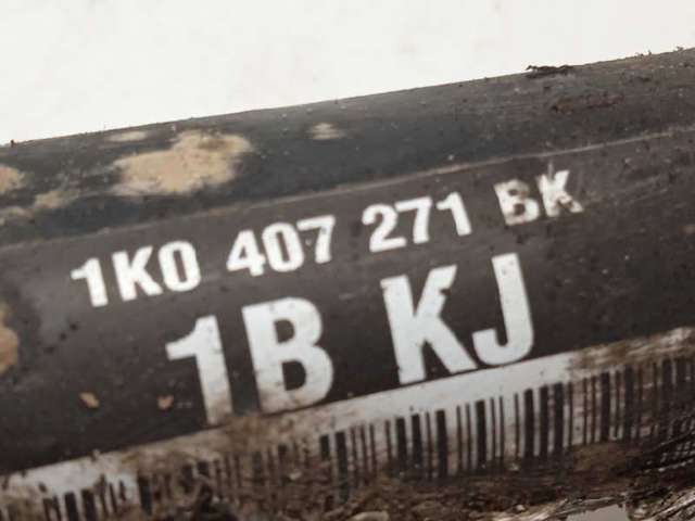 Semieixo (acionador) dianteiro esquerdo 1K0407271BK VAG