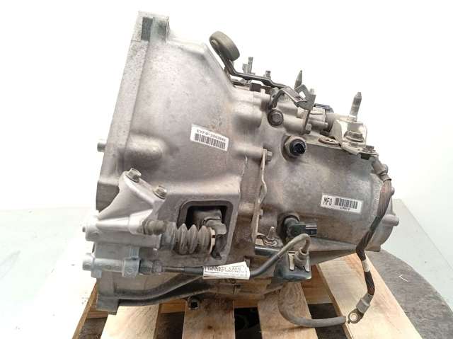 20011REYF00 Honda
