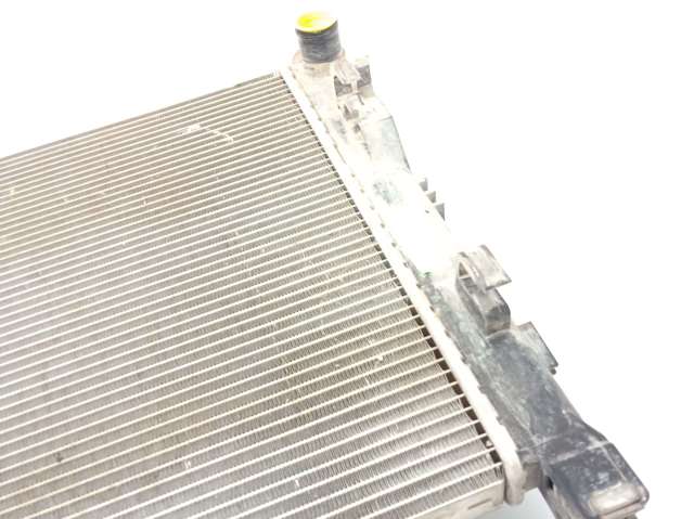 Radiador de esfriamento de motor 214100078R RENAULT